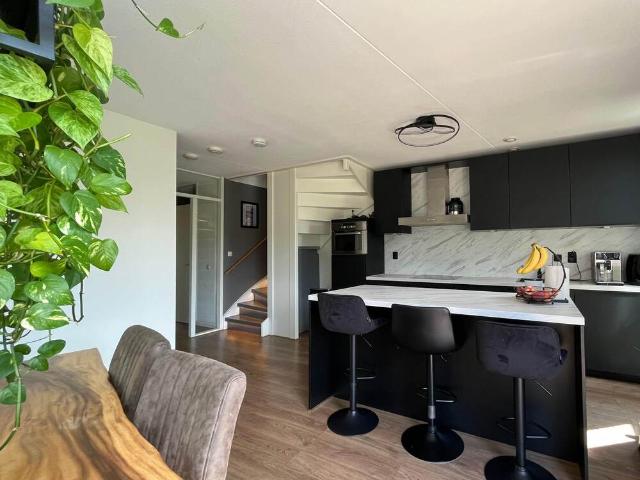 Woning te huur in Hoogvliet, Zuid Holland