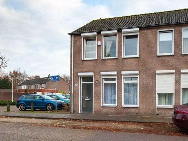 Eengezinswoning te huur in Roosendaal, Noord Brabant