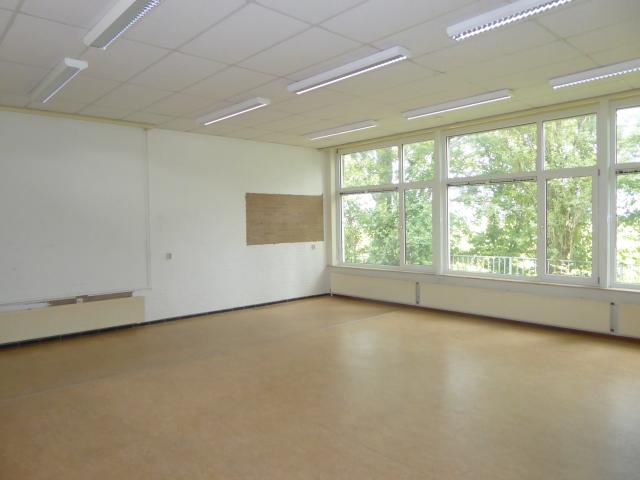 Kamer te huur in Easterlittens, Friesland