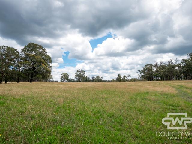 Cottage for sale in Pinkett, New South Wales