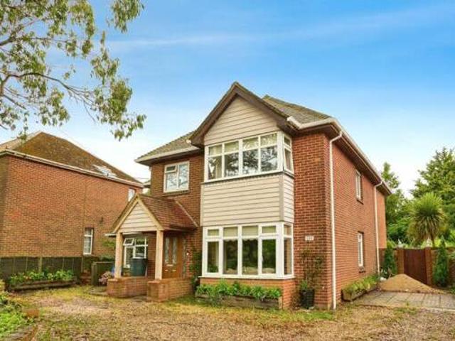 House for sale in Binstead, Ryde