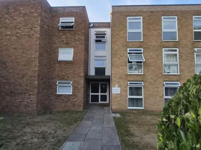 Apartment for rent in Carshalton Beeches, Greater London