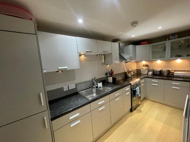 Apartment for rent in Plasnewydd, Cardiff