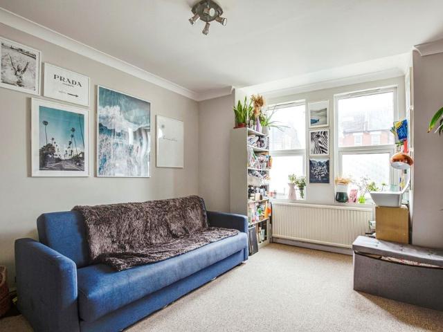 Apartment for rent in London Borough of Ealing, Greater London