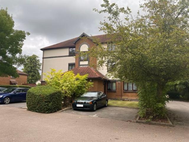 Apartment for rent in Red Hill, Surrey