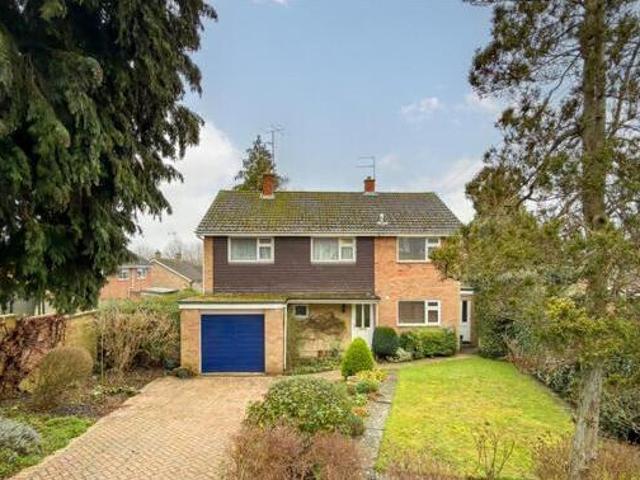 House for sale in Roundwood, St Albans