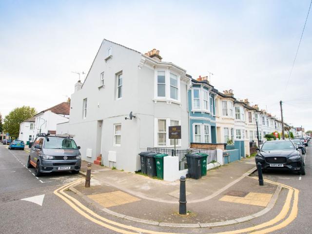 Apartment for rent in Aldrington