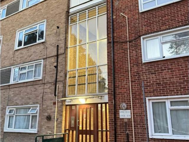 Apartment for rent in London Borough of Hillingdon, Greater London