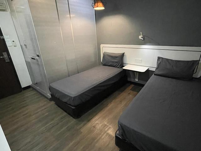 Room for rent in Petaling, Alam Impian