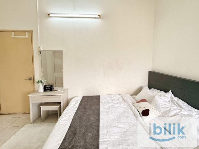 Room for rent in Country Heights Damansara, Kuala Lumpur