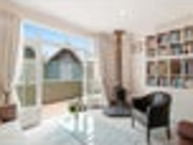Townhouse for sale in Matata, Wellington