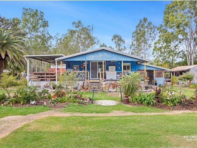 Cottage for sale in Mount Morgan, Queensland