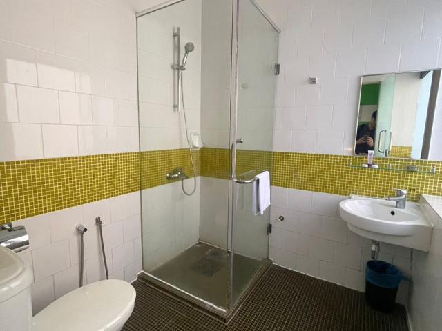 Room for rent in Country Heights Damansara, Kuala Lumpur