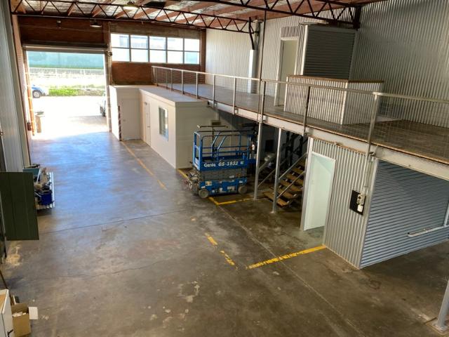 Warehouse for rent in Toombul, Queensland
