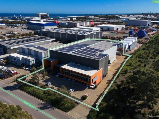 Warehouse for rent in Henderson, Western Australia