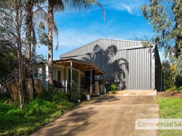 Property for rent in Cudlee Creek, South Australia