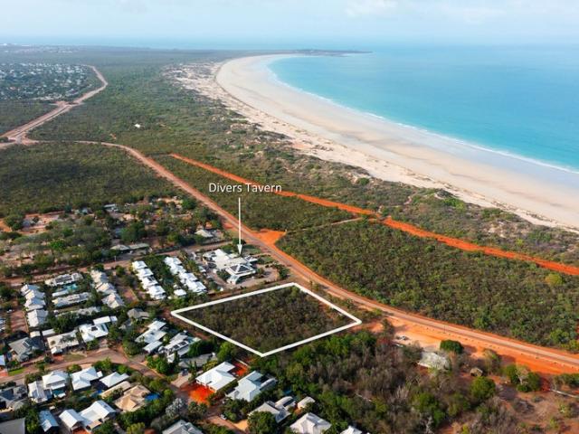 Property for sale in Cable Beach, Broome