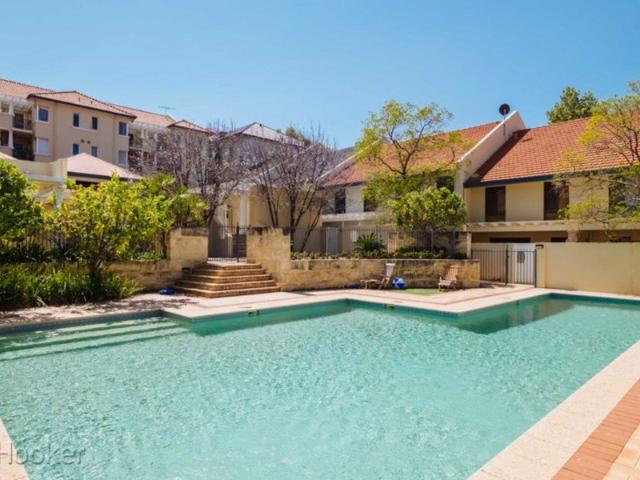 Townhouse for rent in Cockburn, Western Australia