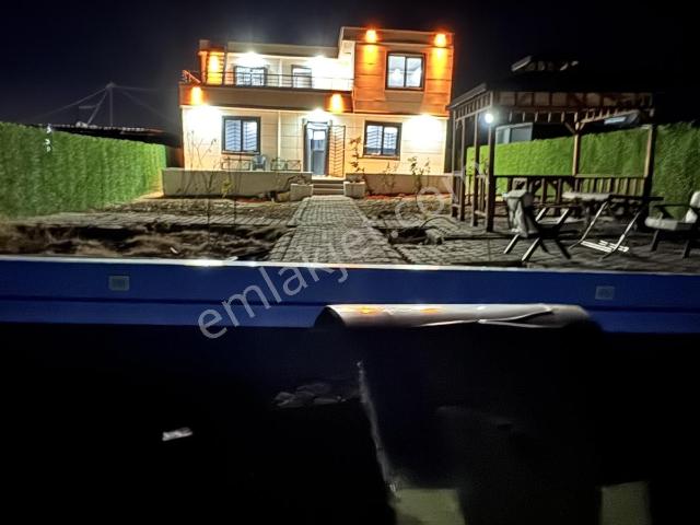 Şanliurfa içerisinde kiralık Villa