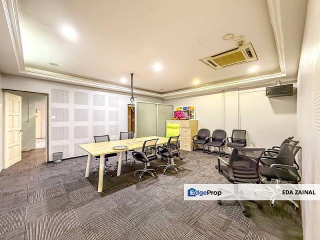 Shop for sale in Petaling, Damansara Damai