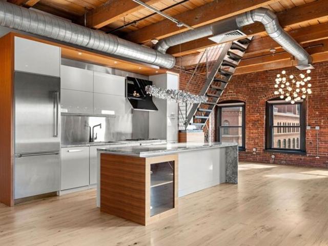 Condo for sale in Seaport, Boston