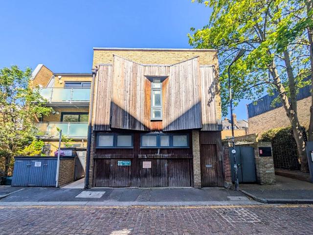 House for rent in London Borough of Merton, Isle Of Man