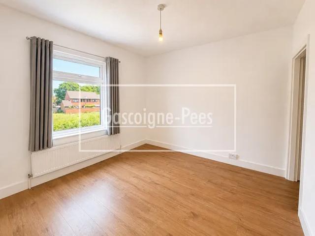 Apartment for rent in Worplesdon, Westborough