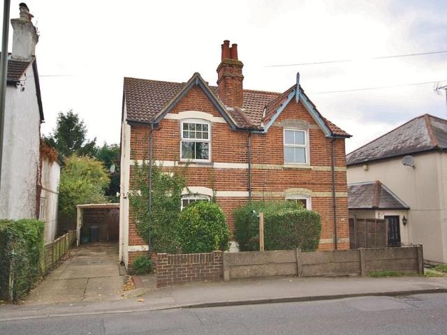 House for rent in Worplesdon, Westborough