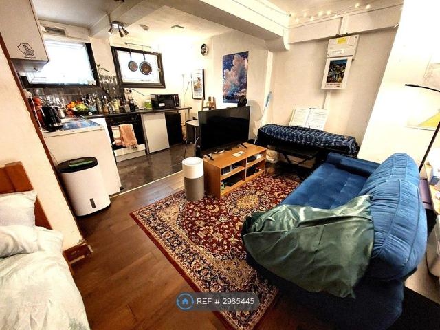 Studio for rent in Shoreditch, Greater London