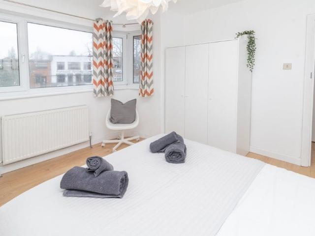 House for rent in London Borough of Lewisham, Bell Green