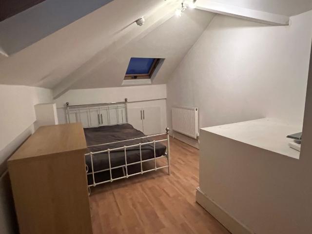 Room for rent in Winton, Salford