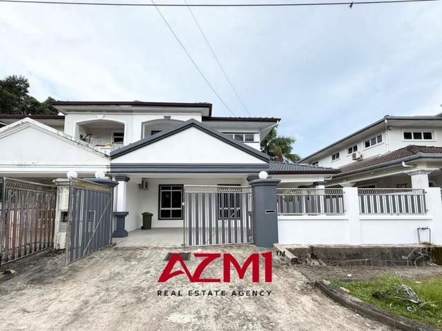 Residential House for sale in Long Miri, Sarawak