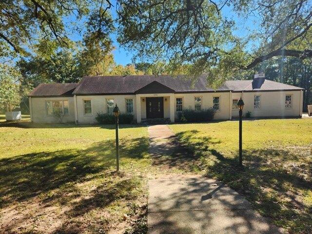 House for sale in Hemphill, Texas