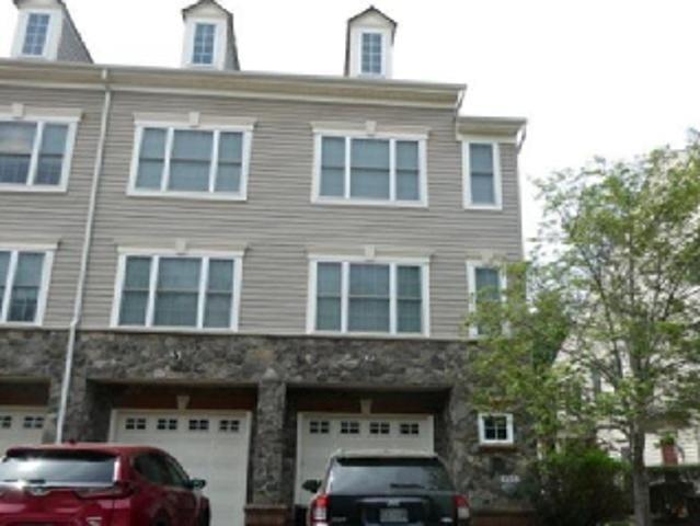 Condo for sale in Virginia