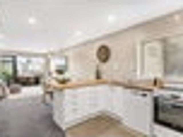 Townhouse for sale in Matata, Wellington
