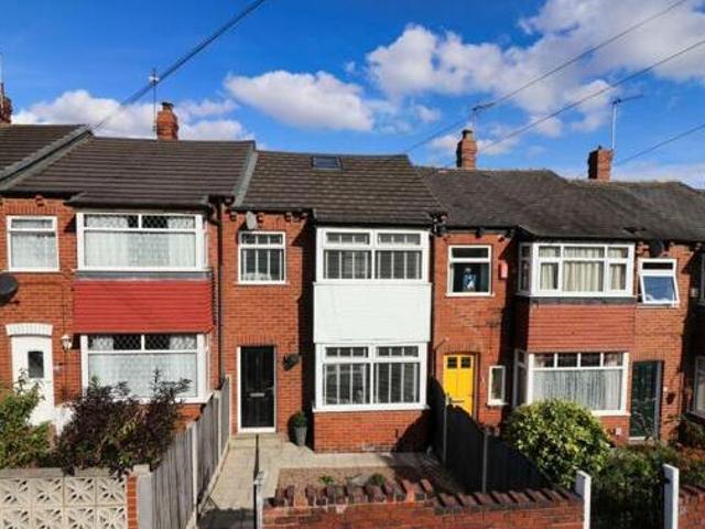 House for sale in Wortley, West Yorkshire