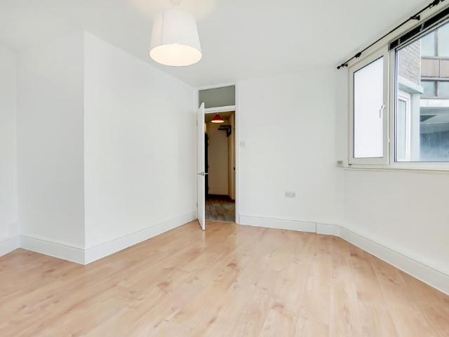 Apartment for rent in London Borough of Hounslow, Osterley
