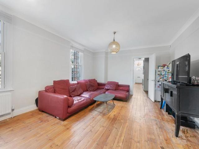 Apartment for rent in London Borough of Brent, Greater London
