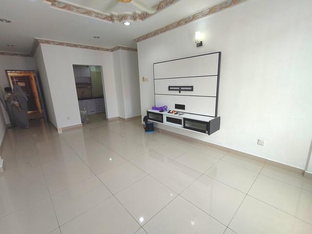 Apartment for sale in Subang Bestari, Shah Alam