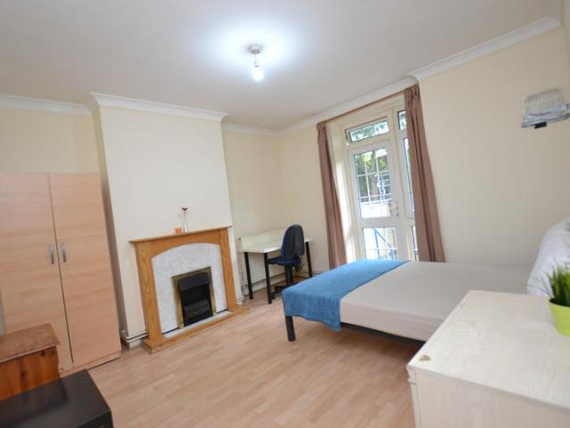 Apartment for rent in Limehouse, Greater London
