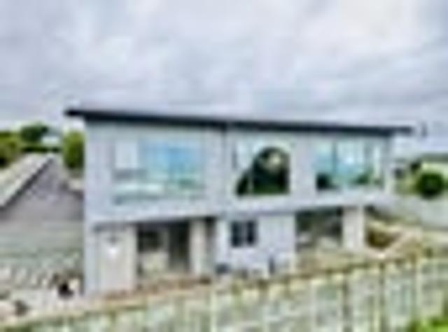 House for sale in Otakou