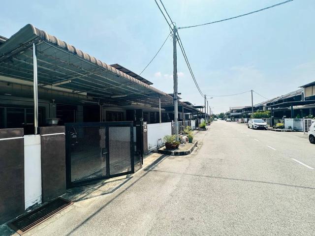 Terraced House for sale in Wellesley, Penang