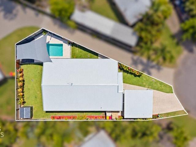 House for sale in Kewarra Beach