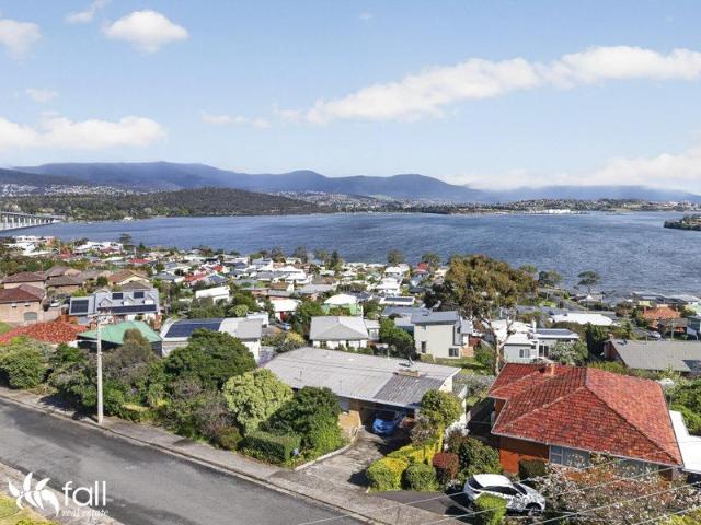 House for sale in Rose Bay, Hobart