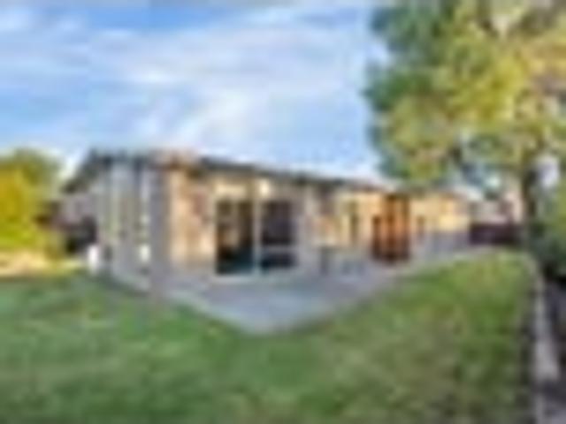House for sale in Chaslands, Canterbury