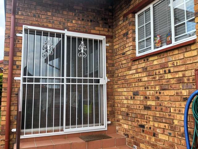 Townhouse for sale in Ekurhuleni, Gauteng