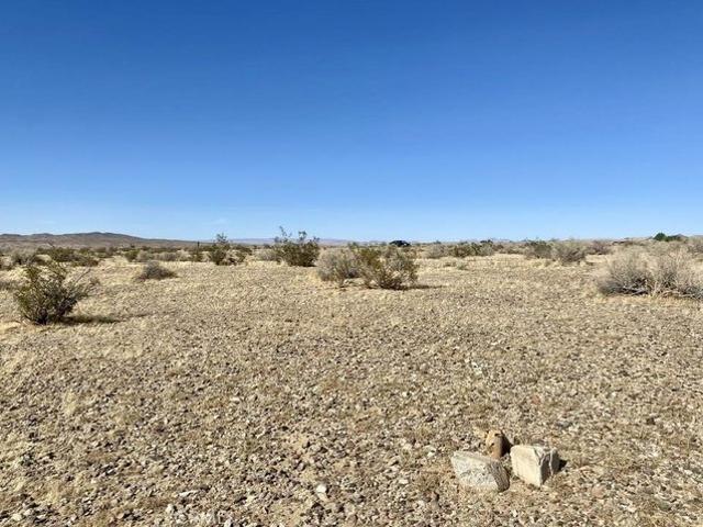 Land for sale in Helendale, California