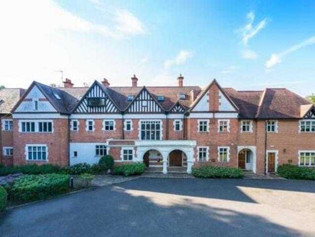 House for rent in Surrey