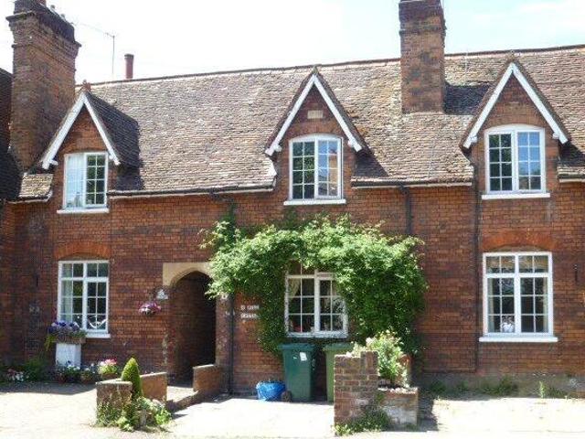 House for rent in Staines, Surrey