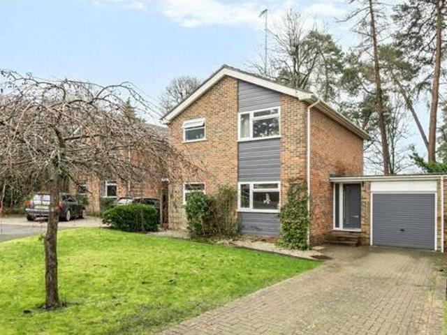 House for sale in Wrecclesham, Fole